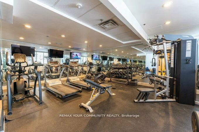 11121, Yonge, Devonsleigh, Richmond Hill