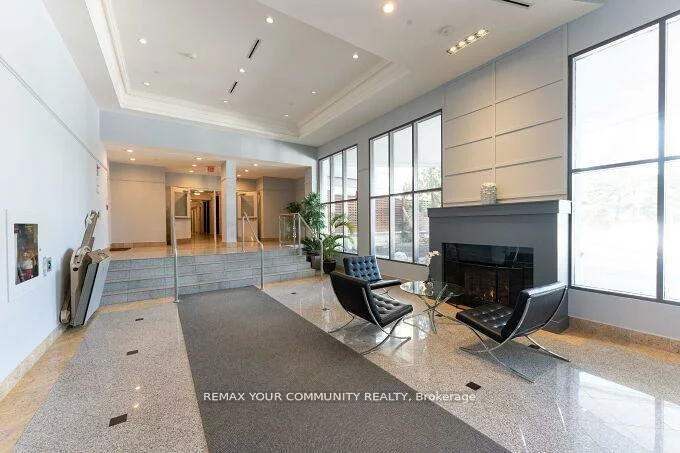 11121, Yonge, Devonsleigh, Richmond Hill