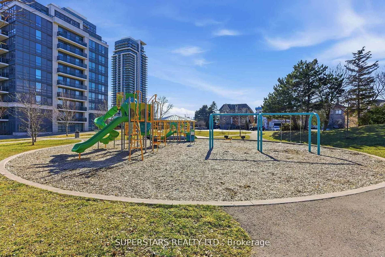 372, Highway 7 E, Doncrest, Richmond Hill
