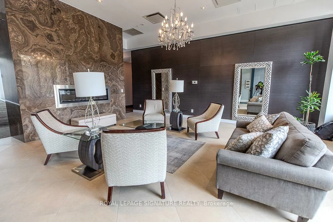 11611, Yonge, Jefferson, Richmond Hill