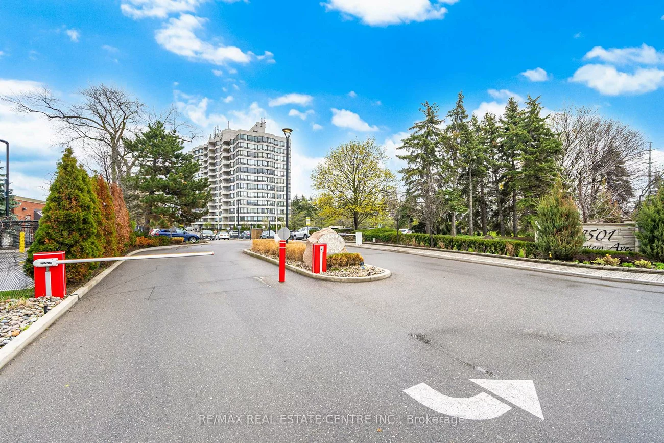 8501, Bayview, Doncrest, Richmond Hill