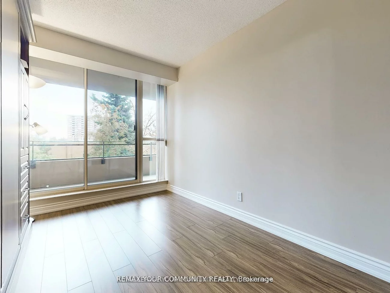 32, Clarissa, Harding, Richmond Hill