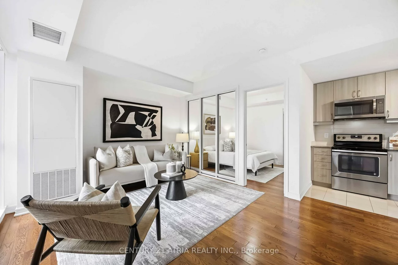 9199, Yonge, Langstaff, Richmond Hill