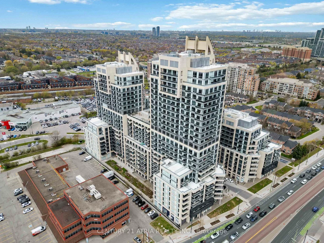 9199, Yonge, Langstaff, Richmond Hill