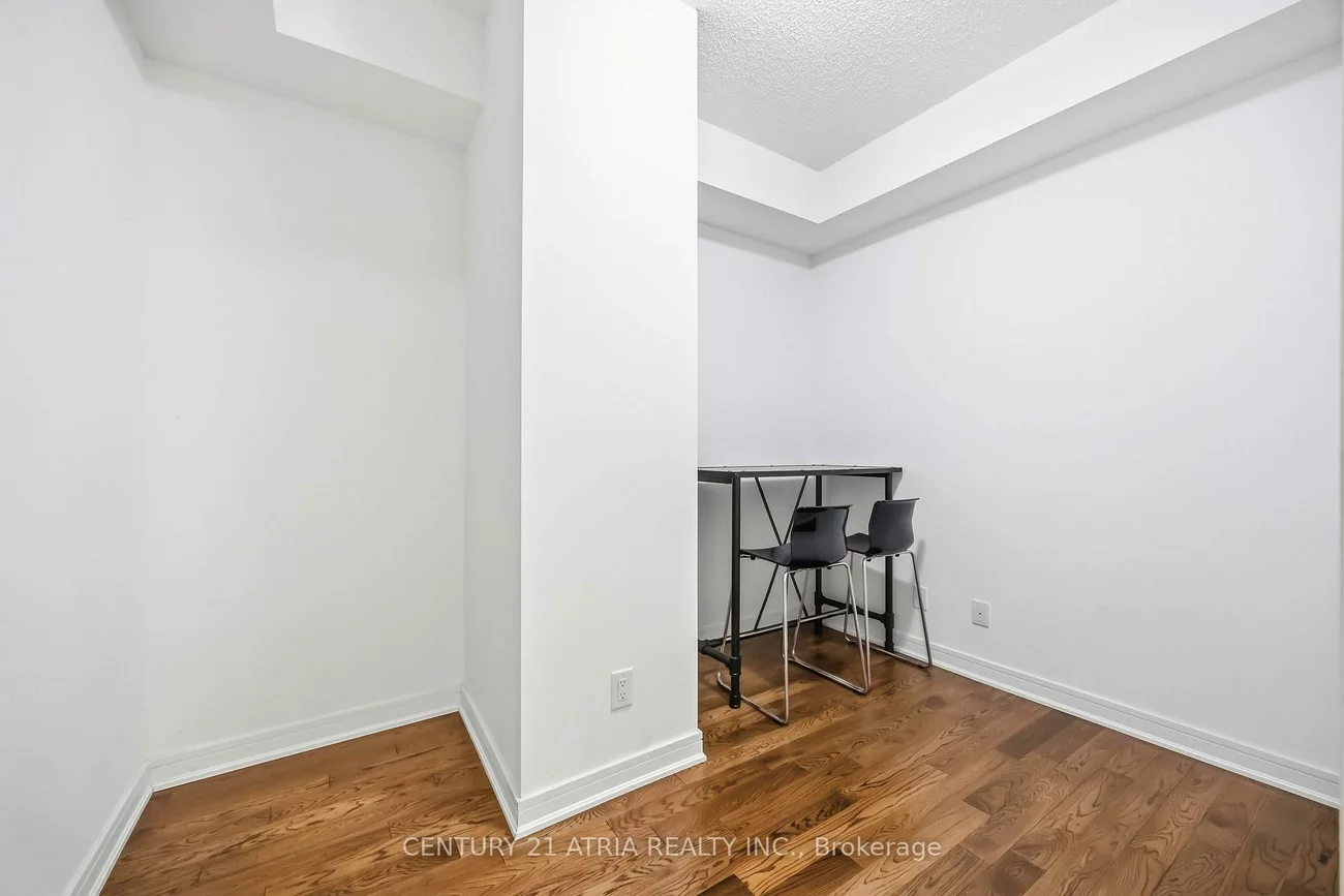 9199, Yonge, Langstaff, Richmond Hill