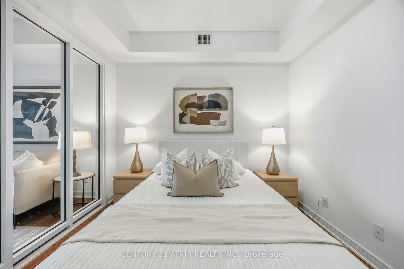 9199, Yonge, Langstaff, Richmond Hill