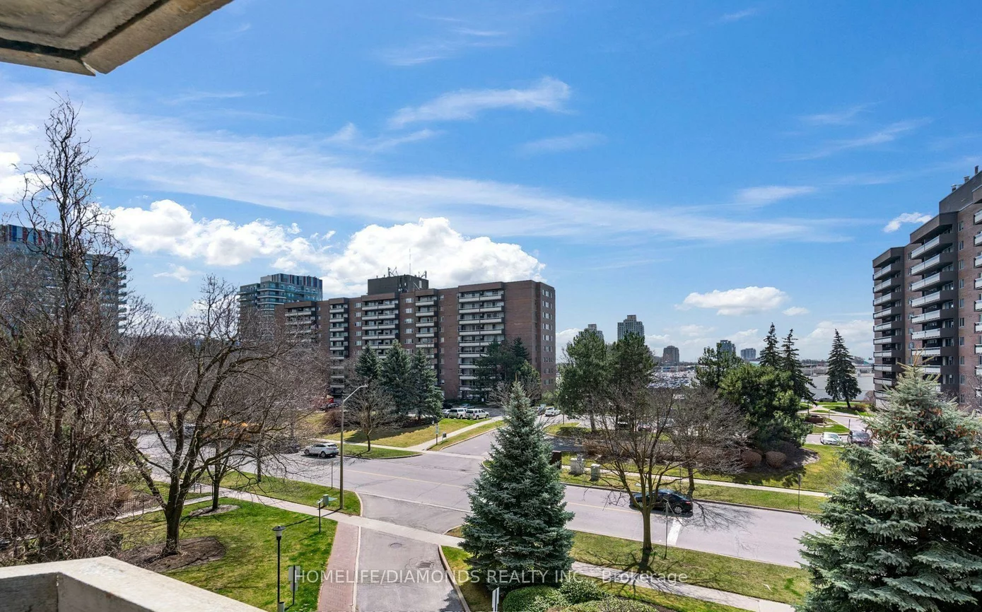 40, Baif, North Richvale, Richmond Hill