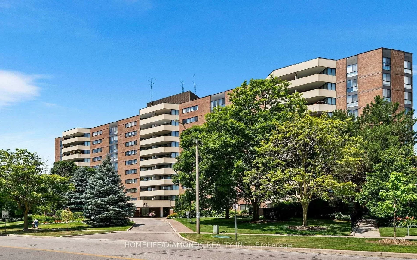 40, Baif, North Richvale, Richmond Hill