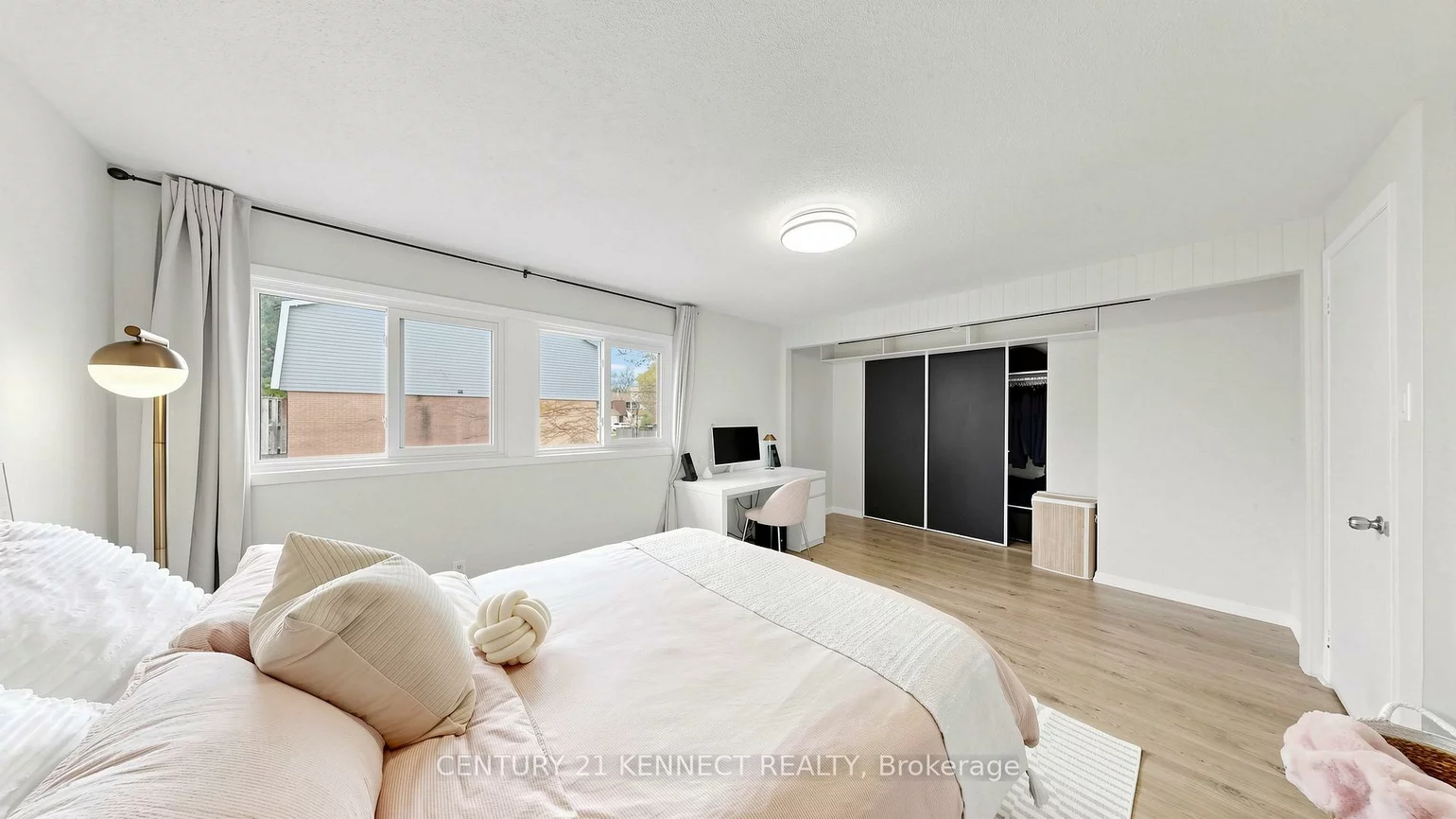 260, Avenue, North Richvale, Richmond Hill
