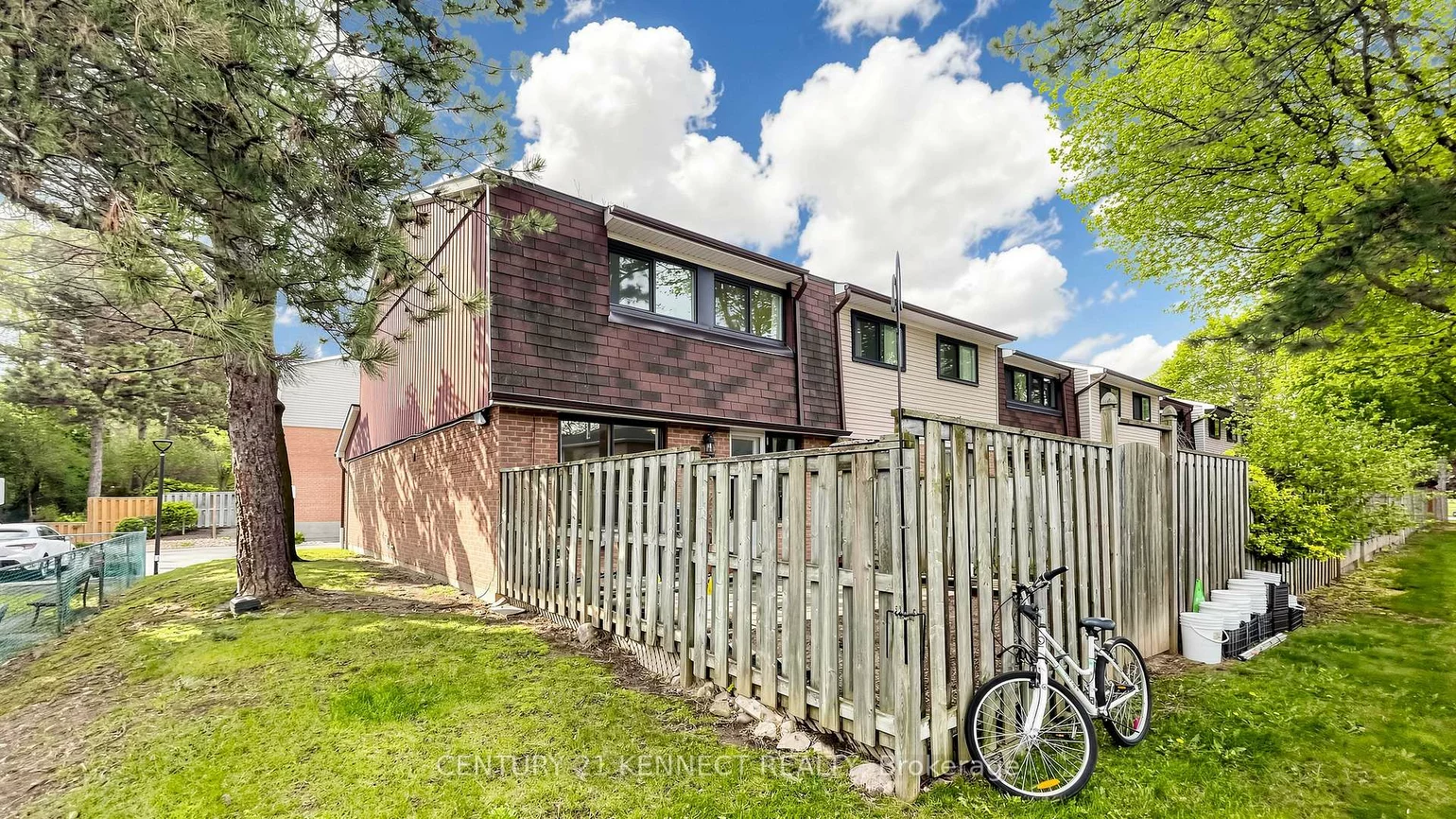 260, Avenue, North Richvale, Richmond Hill