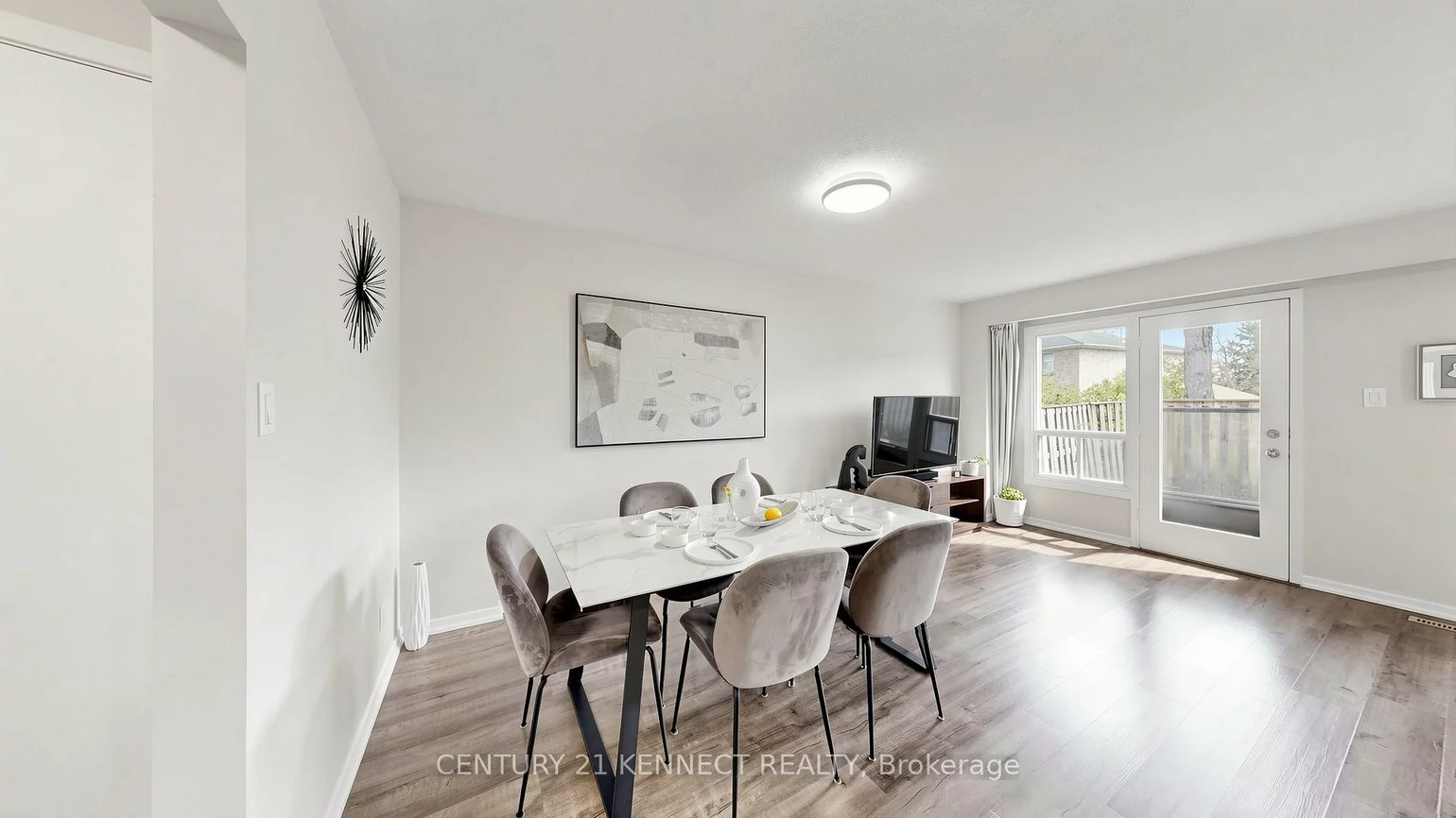 260, Avenue, North Richvale, Richmond Hill