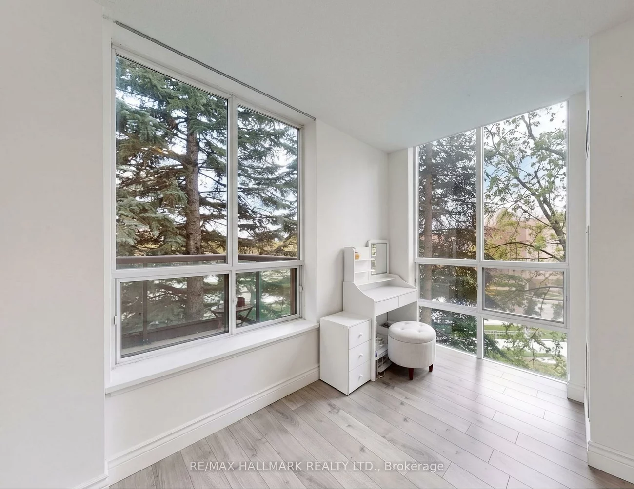 3, Ellesmere, Langstaff, Richmond Hill