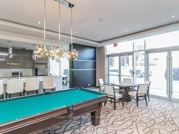9600, Yonge, North Richvale, Richmond Hill