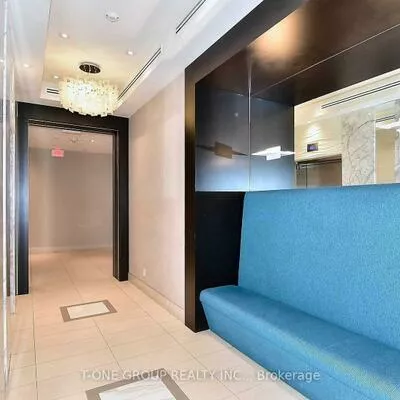9600, Yonge, North Richvale, Richmond Hill