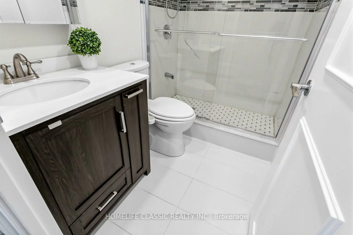 40, Baif, North Richvale, Richmond Hill