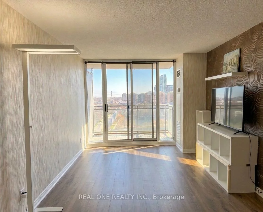 310, Red Maple, Langstaff, Richmond Hill