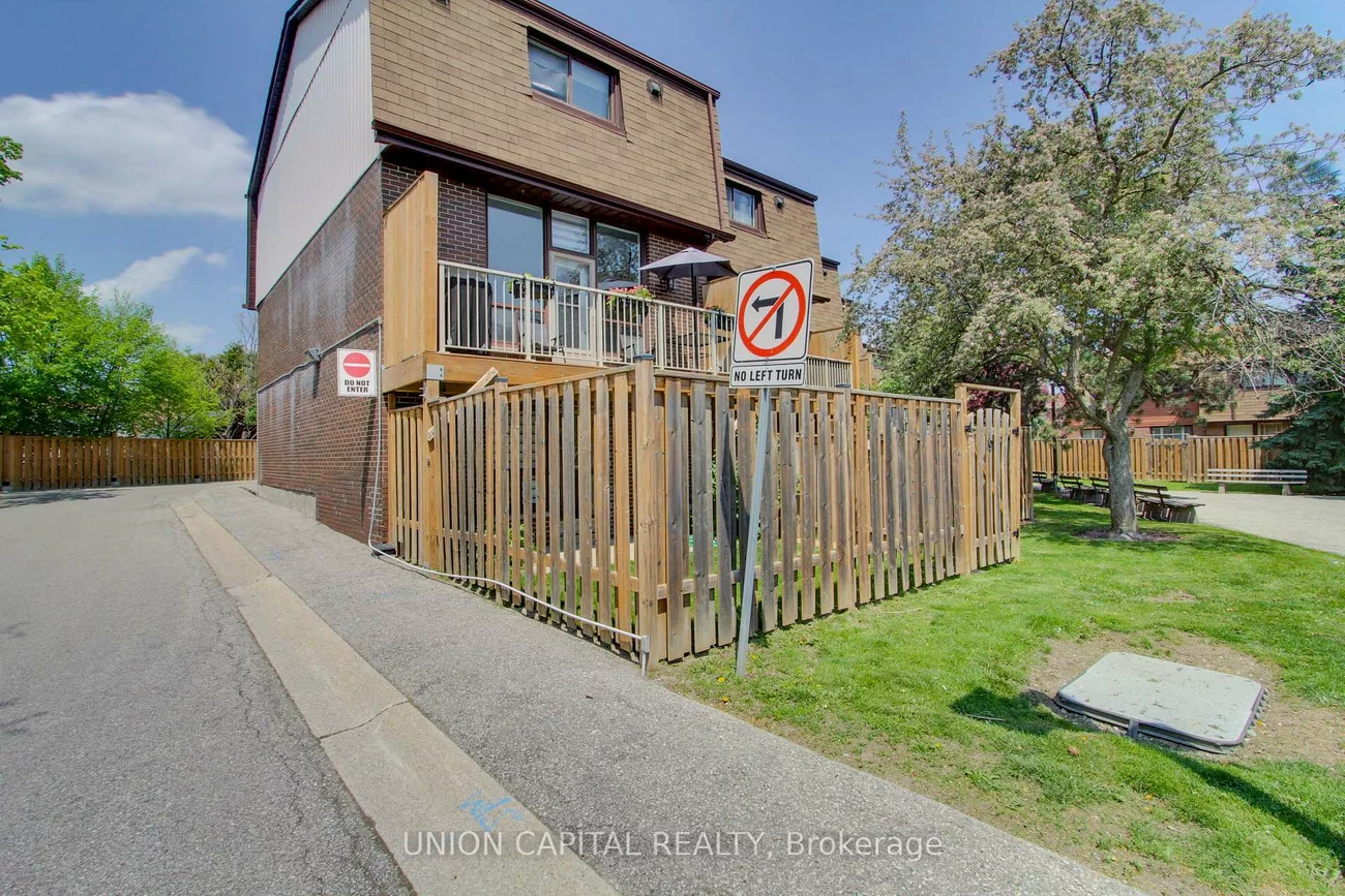 11, Plaisance, North Richvale, Richmond Hill