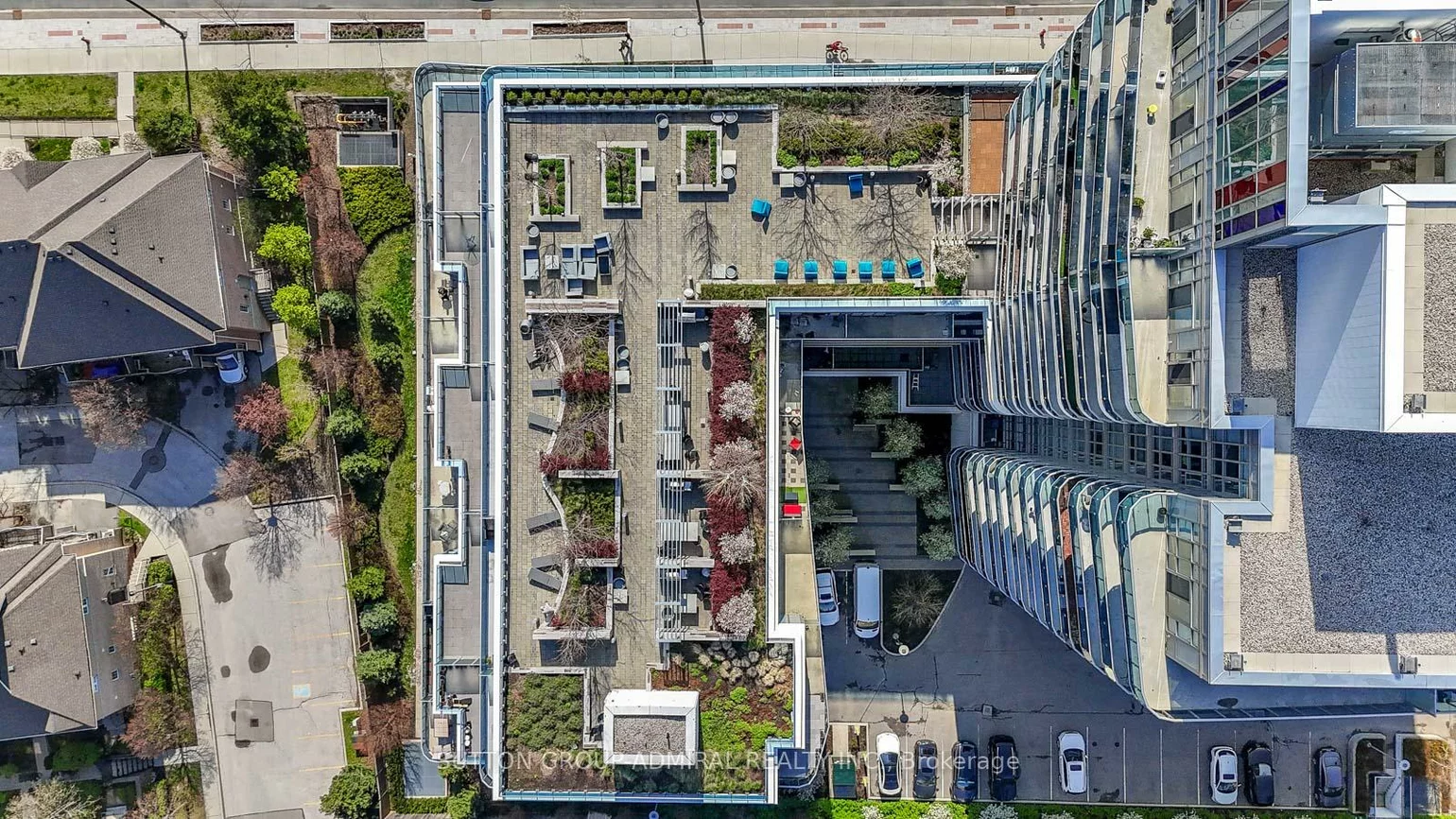 9471, Yonge, Observatory, Richmond Hill
