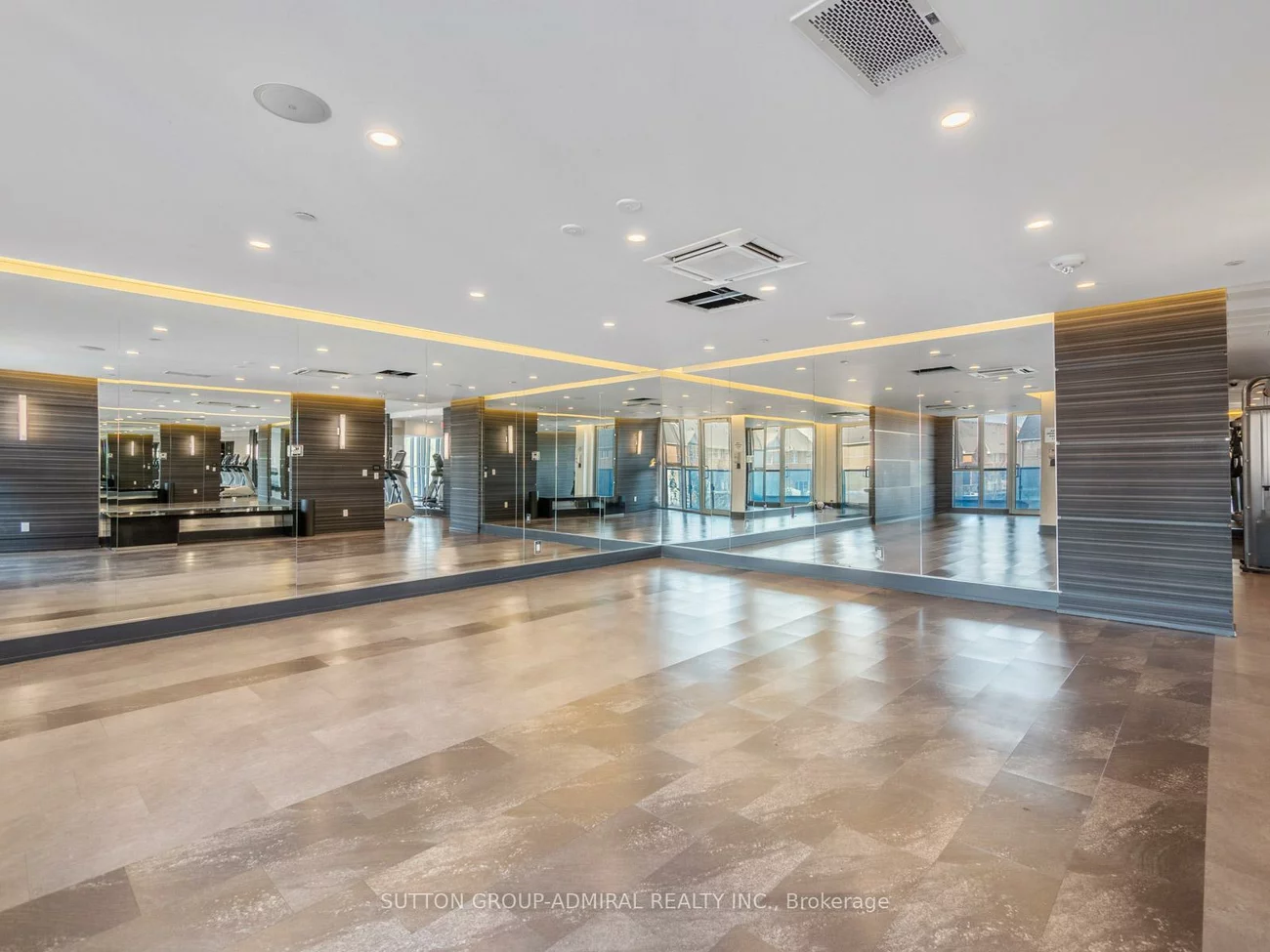 9471, Yonge, Observatory, Richmond Hill