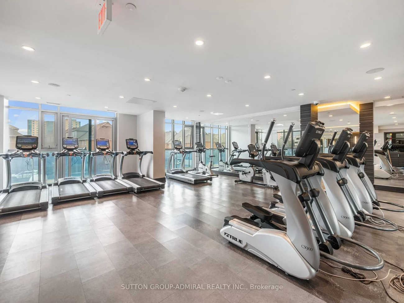 9471, Yonge, Observatory, Richmond Hill