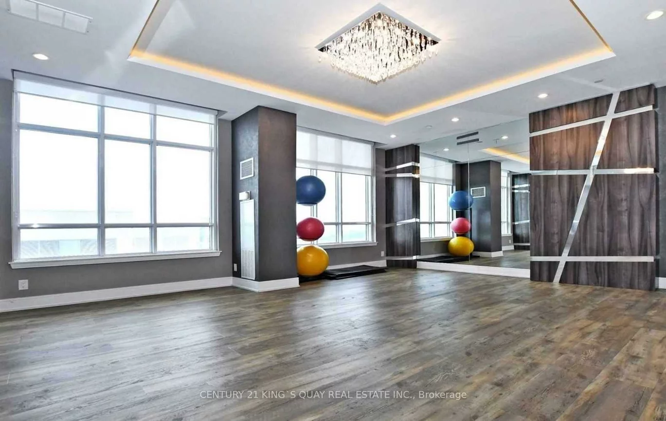 9199, Yonge, Langstaff, Richmond Hill