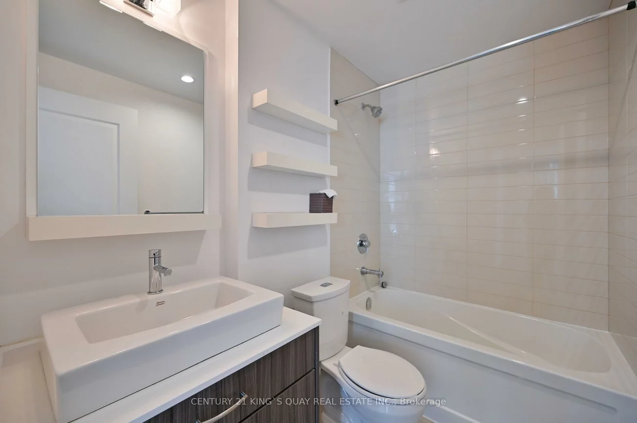 9199, Yonge, Langstaff, Richmond Hill