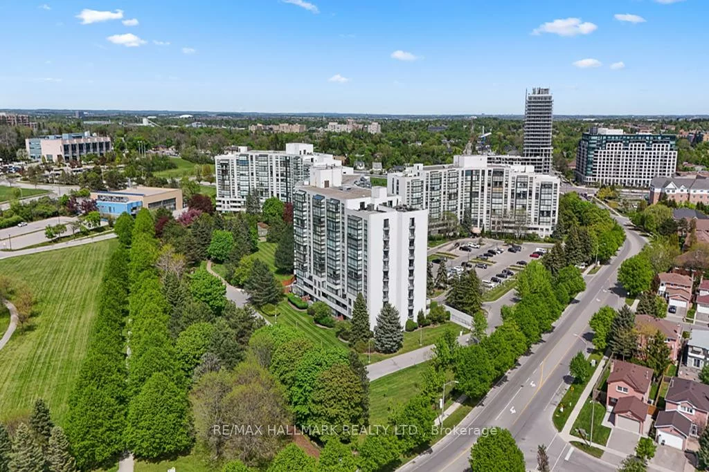 40, Harding, North Richvale, Richmond Hill
