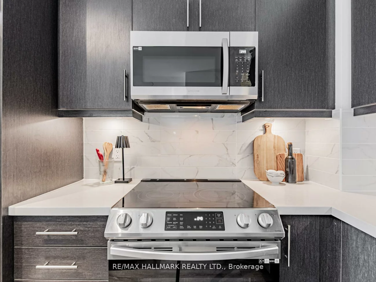 105, Oneida, Langstaff, Richmond Hill