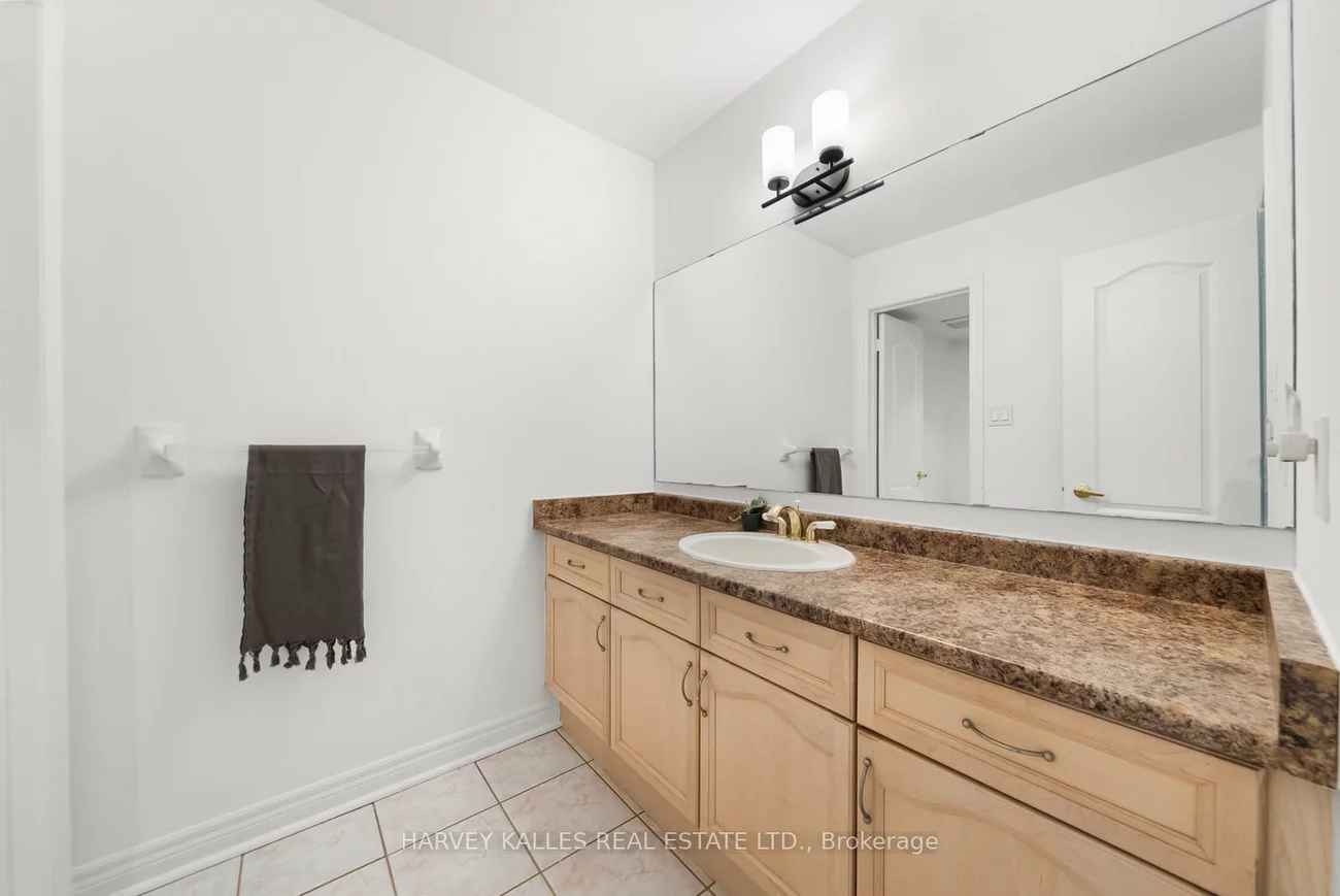 27, Benson, Mill Pond, Richmond Hill