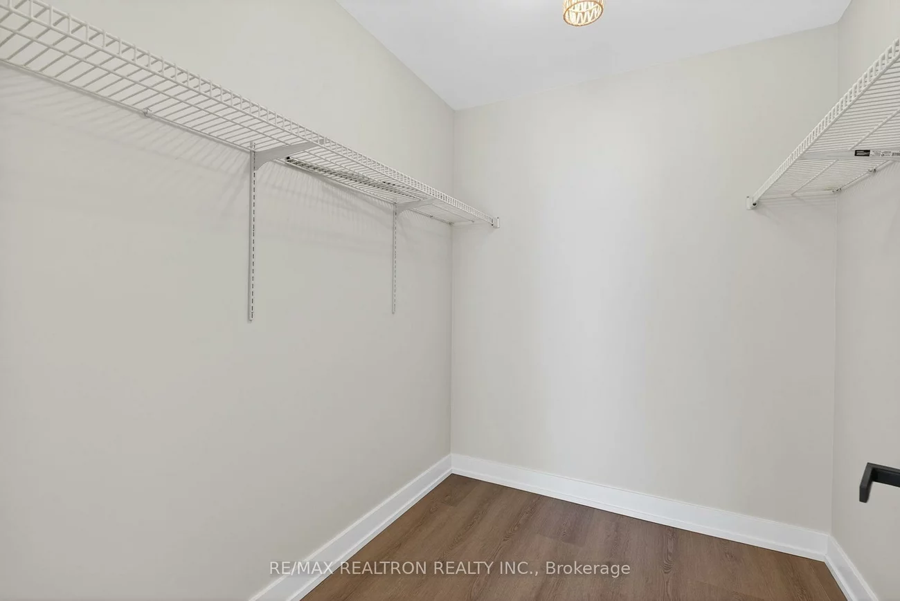 70, Baif, North Richvale, Richmond Hill
