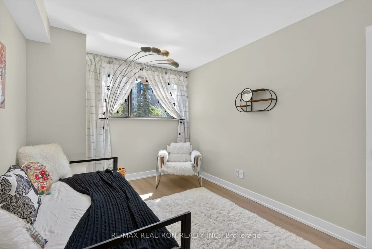 70, Baif, North Richvale, Richmond Hill