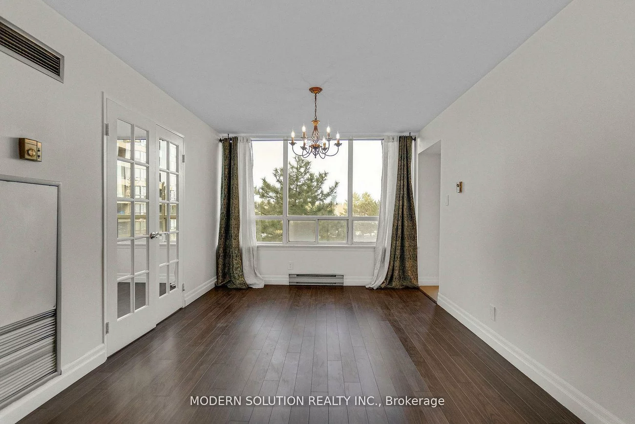 32, Clarissa, Harding, Richmond Hill