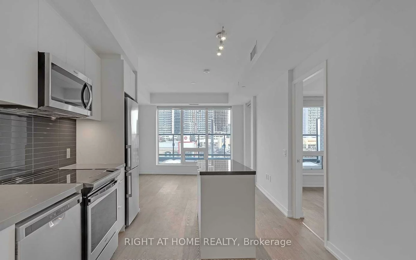 8868, Yonge, South Richvale, Richmond Hill