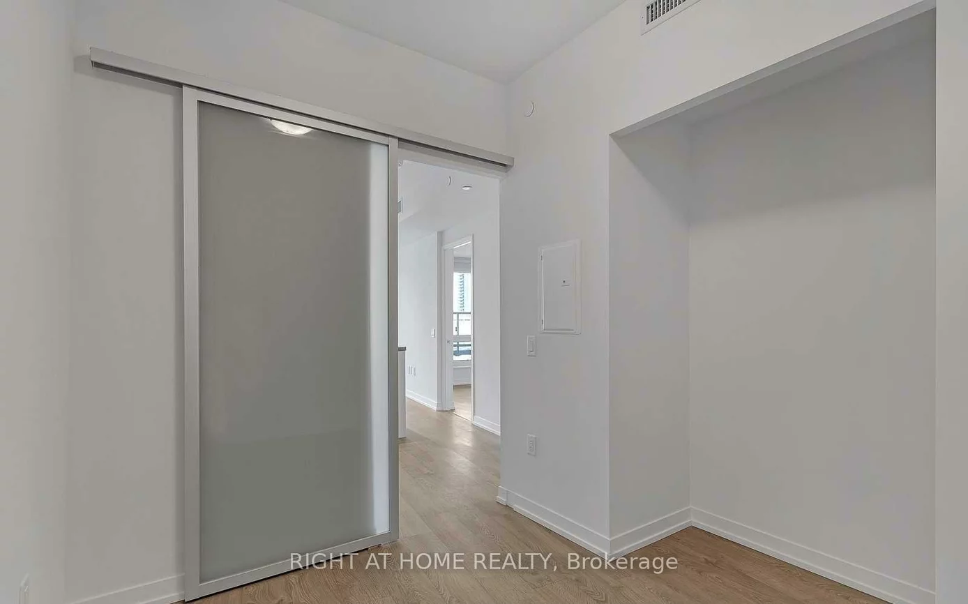 8868, Yonge, South Richvale, Richmond Hill