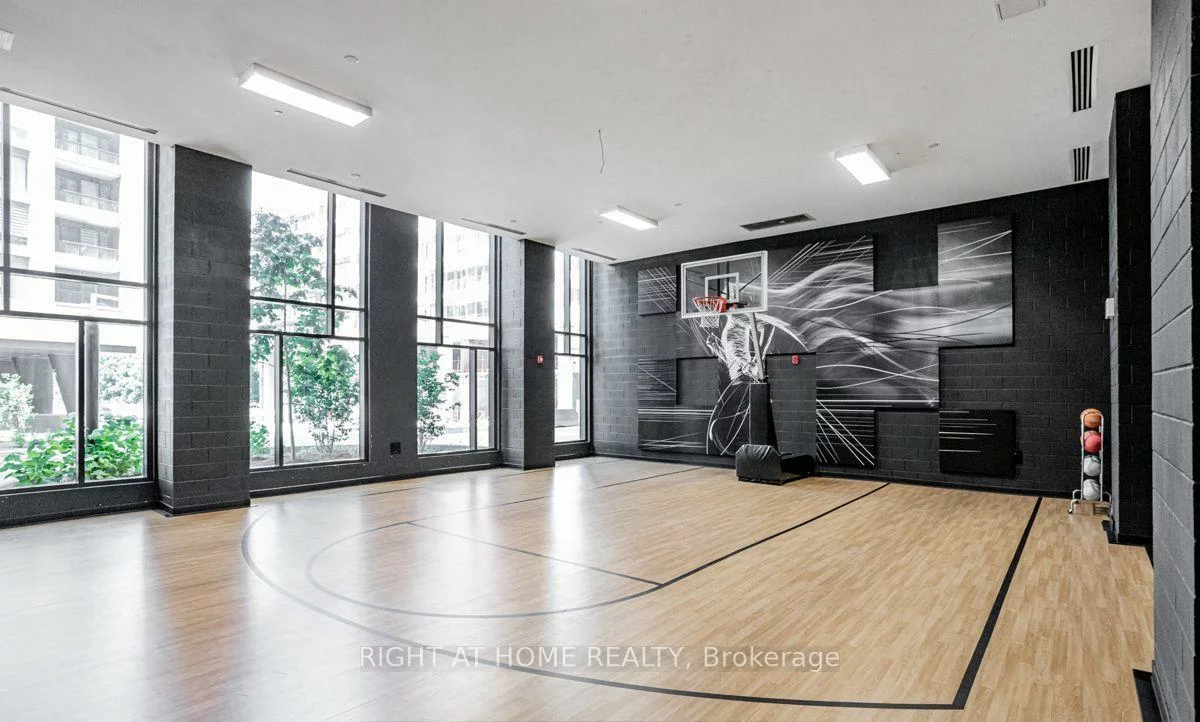 8868, Yonge, South Richvale, Richmond Hill