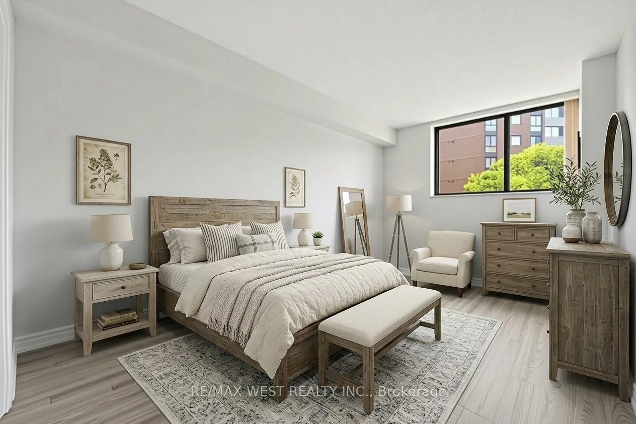40, Baif, North Richvale, Richmond Hill