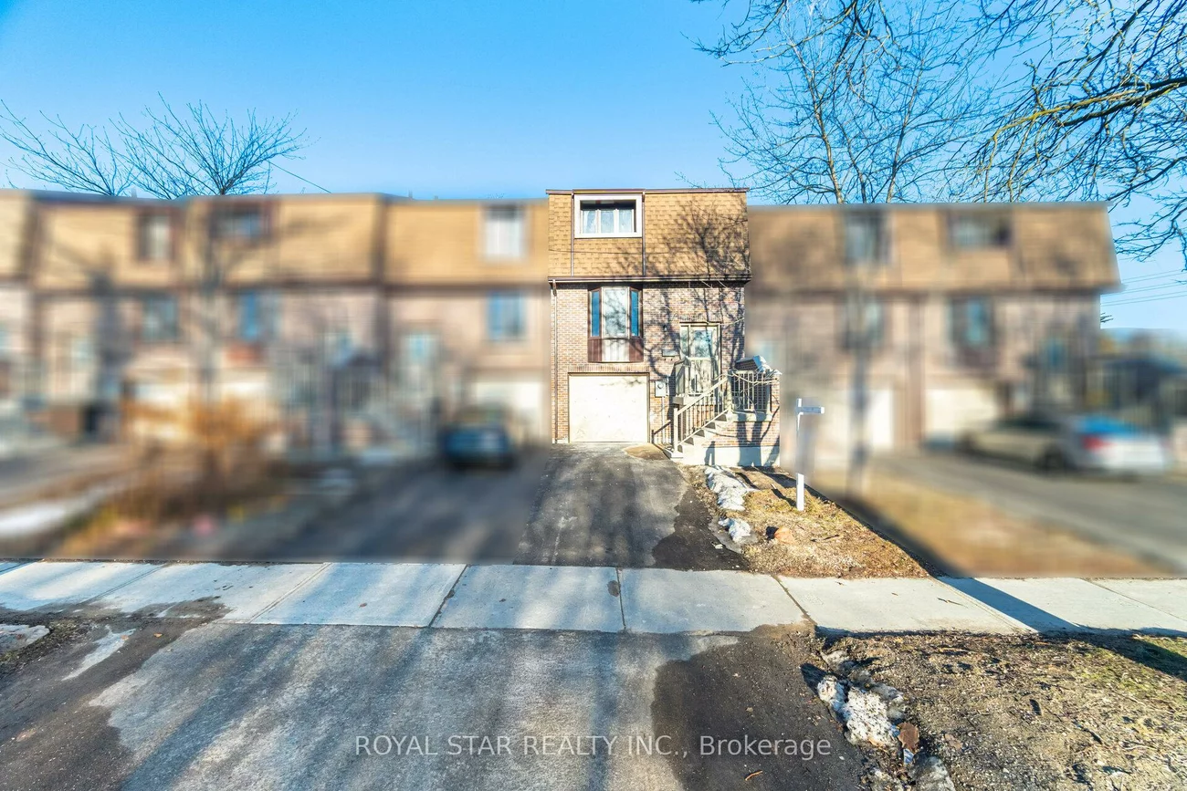 11, Plaisance, North Richvale, Richmond Hill