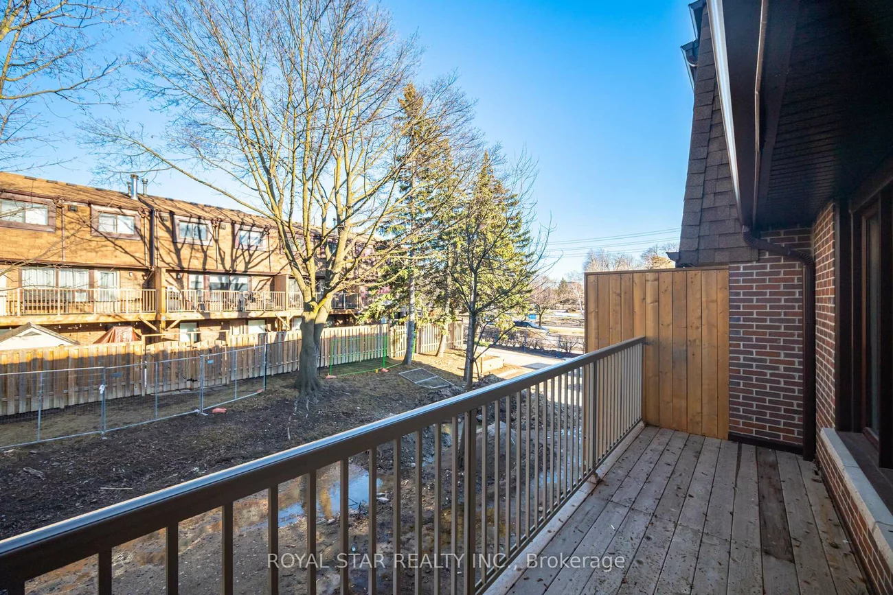 11, Plaisance, North Richvale, Richmond Hill