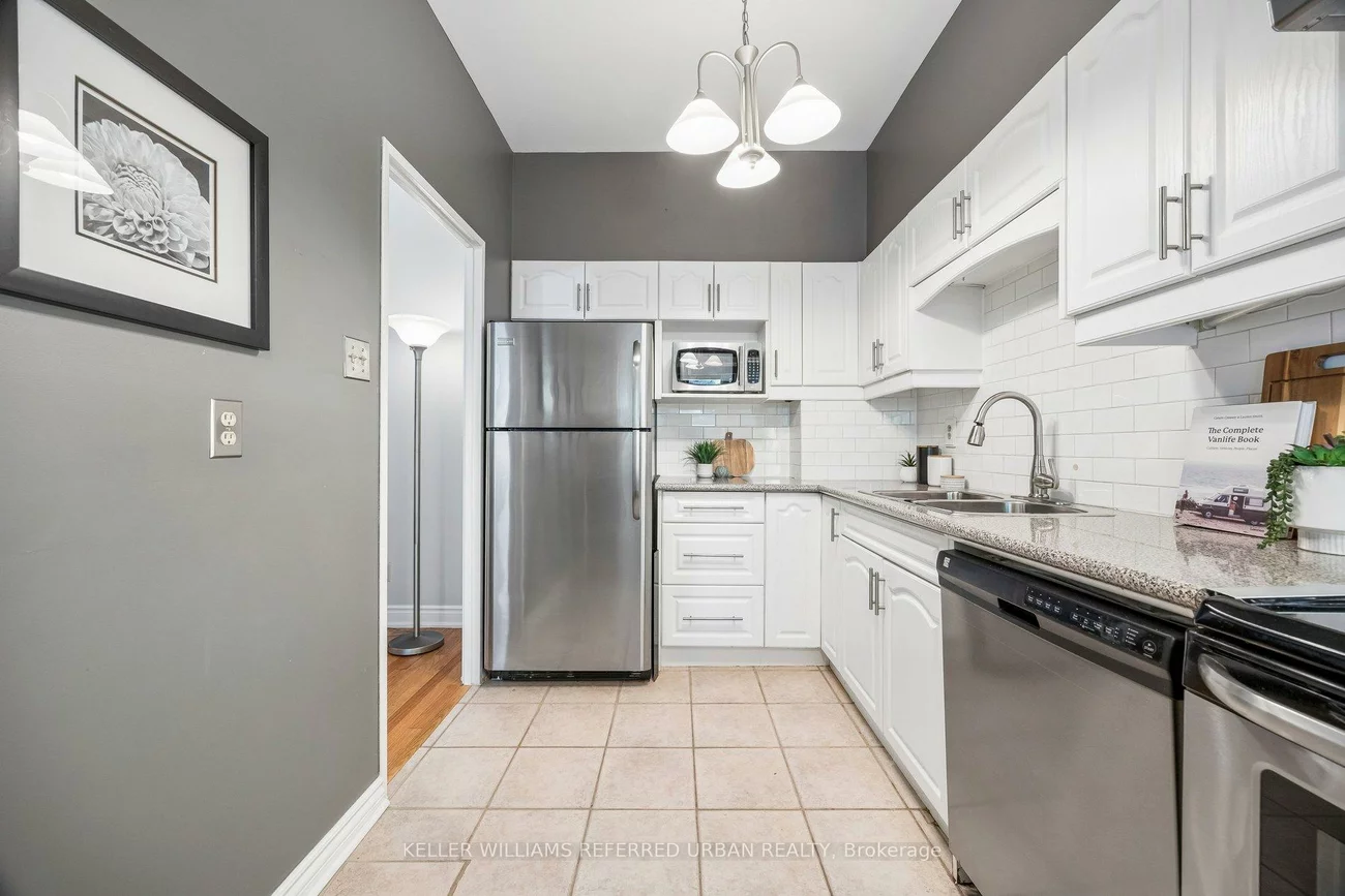 40, Baif, North Richvale, Richmond Hill