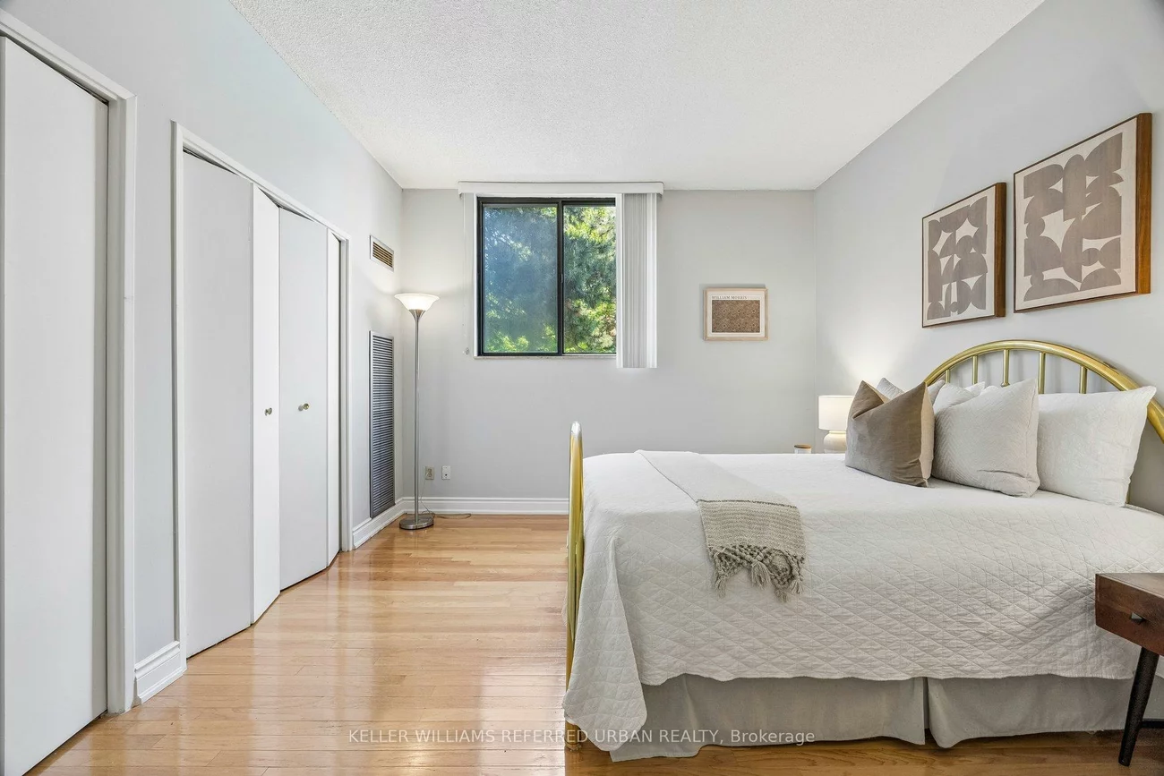 40, Baif, North Richvale, Richmond Hill