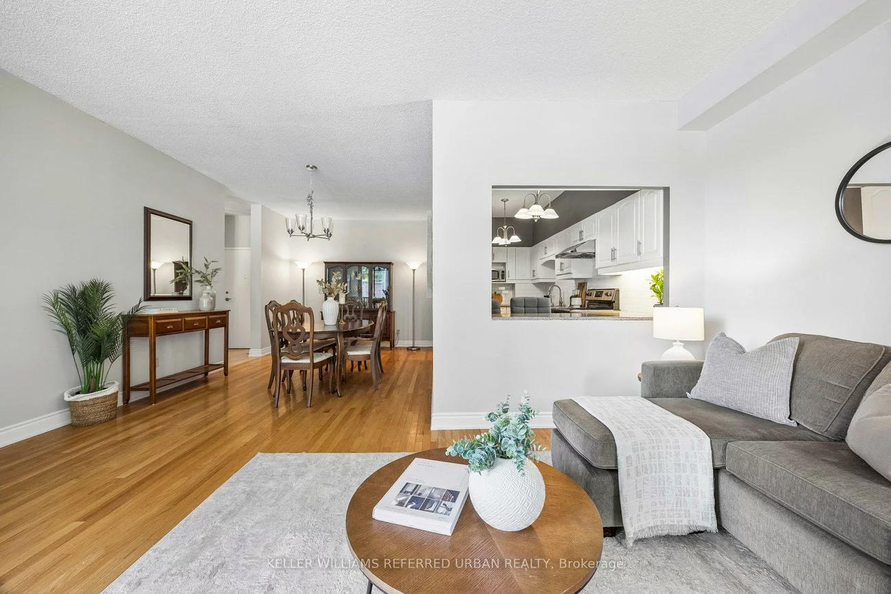 40, Baif, North Richvale, Richmond Hill