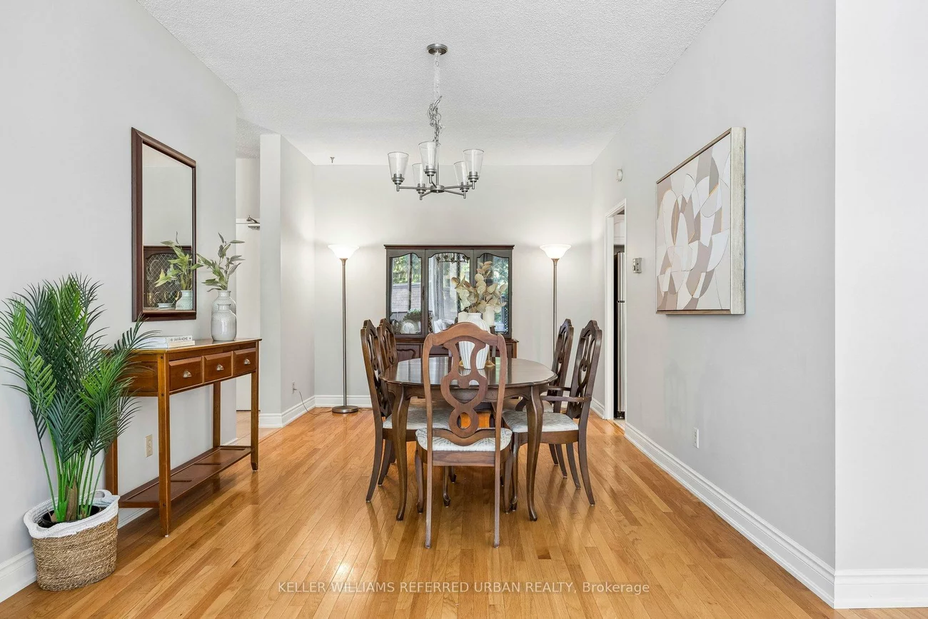 40, Baif, North Richvale, Richmond Hill