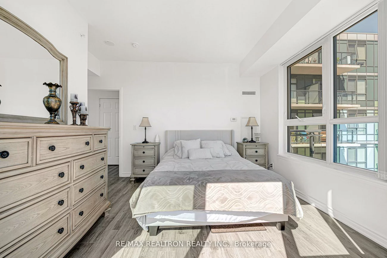 11611, Yonge, Jefferson, Richmond Hill
