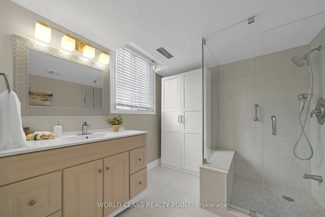 40, Harding, North Richvale, Richmond Hill