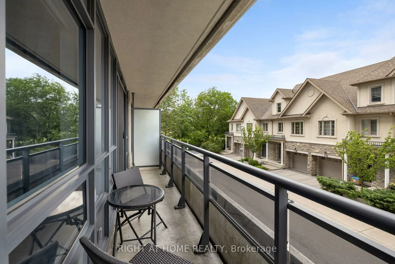 376, Highway 7 E, Doncrest, Richmond Hill