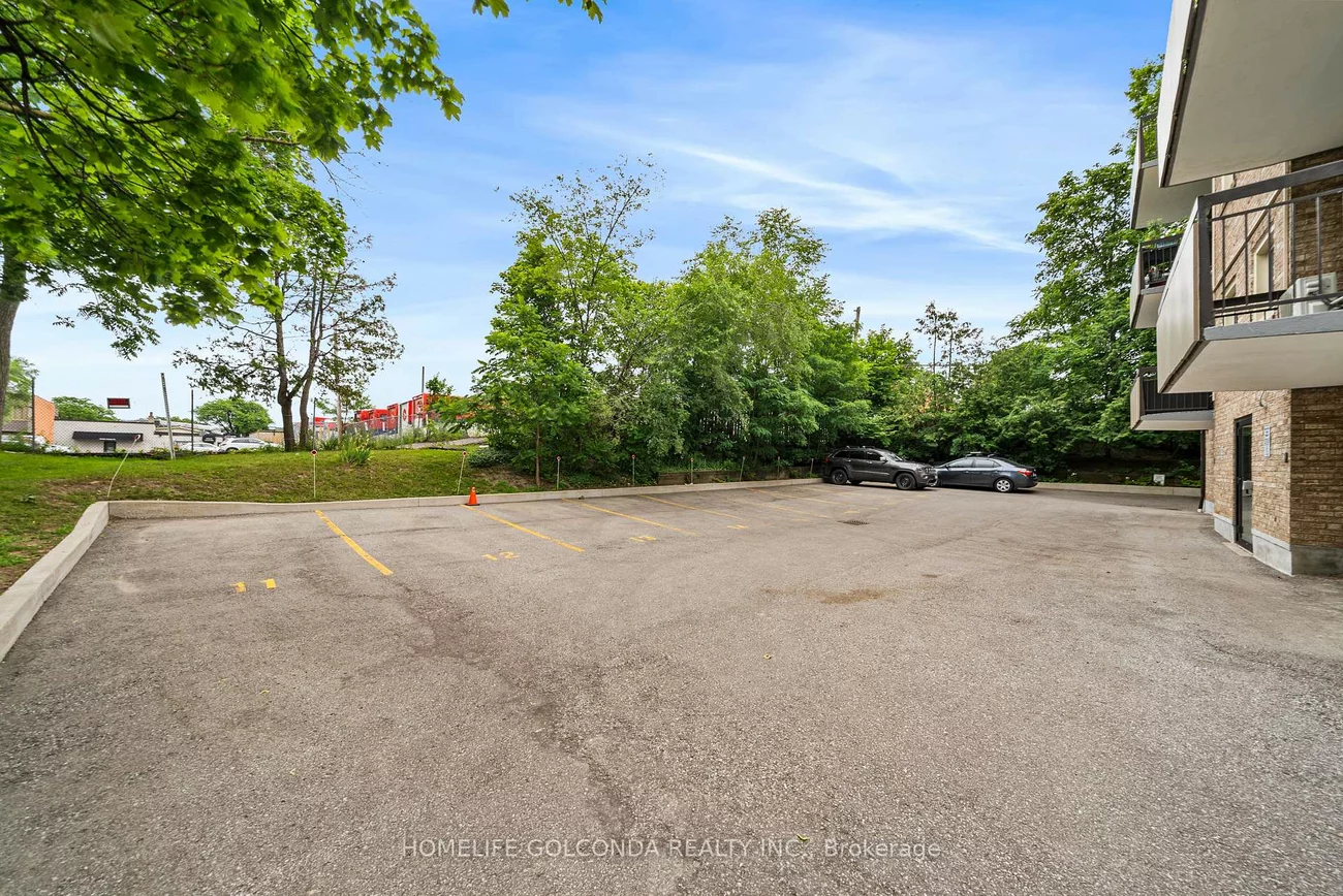 21, Elizabeth, Mill Pond, Richmond Hill