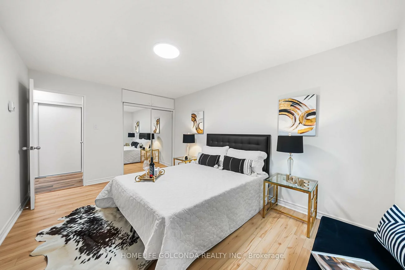 21, Elizabeth, Mill Pond, Richmond Hill