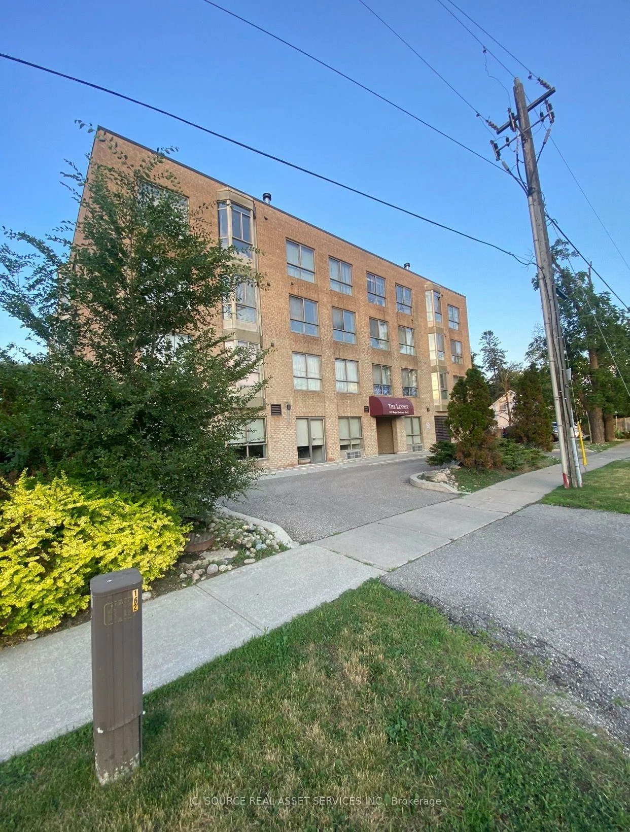 249, Major Mackenzie, Harding, Richmond Hill