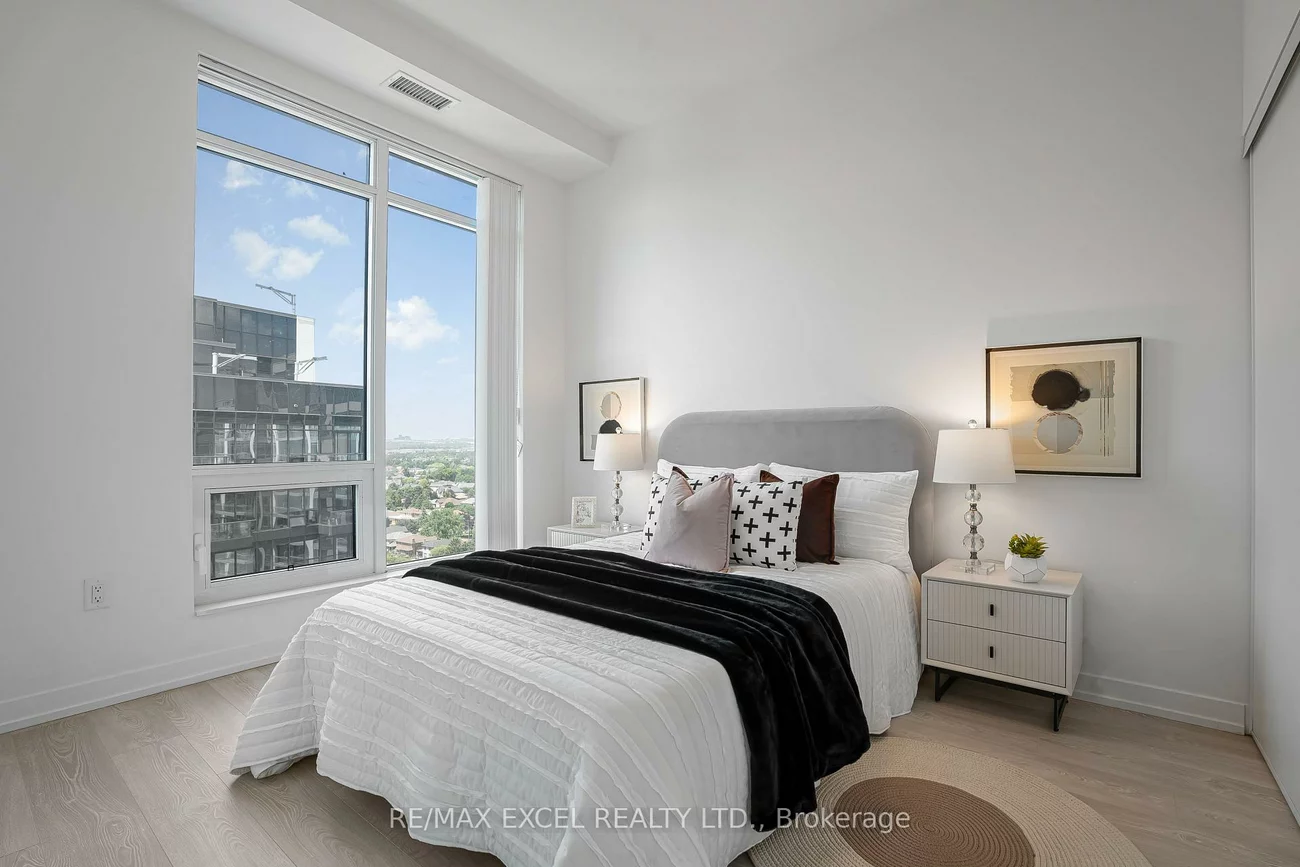 8868, Yonge, South Richvale, Richmond Hill