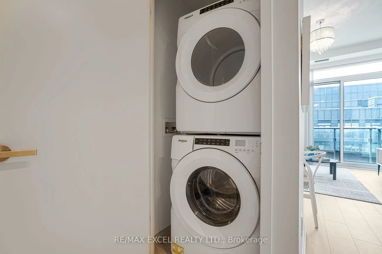 8868, Yonge, South Richvale, Richmond Hill